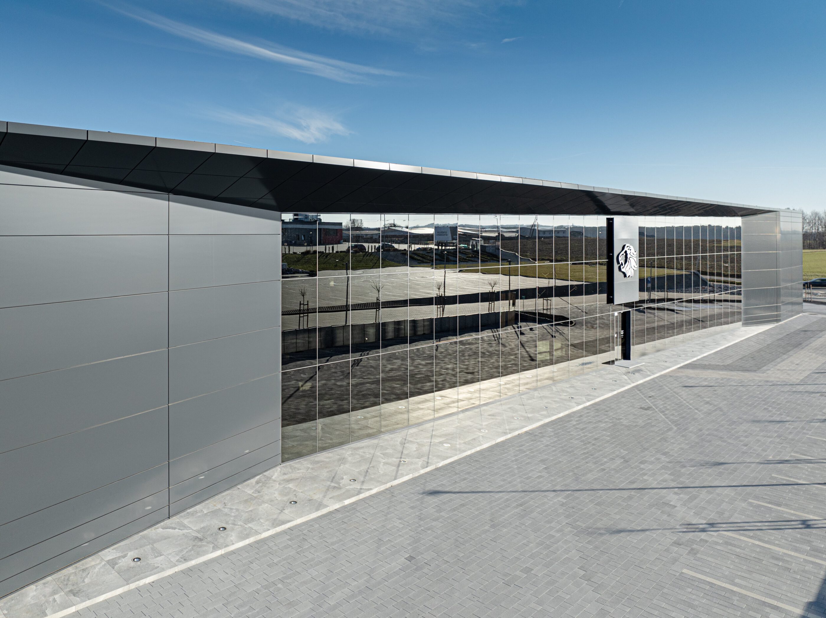 ODKRYJ NASZE MARKI visual data 3